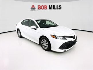 Used 2018 Toyota Camry L image 1