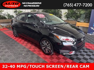 Used 2023 Nissan Versa SV image 1
