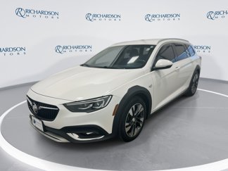 Used 2018 Buick Regal Preferred w/ Sights and Sounds Package image 1
