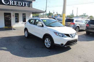 Used 2019 Nissan Rogue Sport SV w/ All-Weather Package image 1