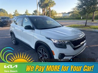 Used 2022 Kia Seltos SX image 1