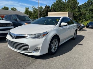 Used 2015 Toyota Avalon XLE image 1