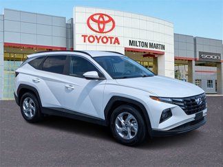 Used 2023 Hyundai Tucson SEL image 1