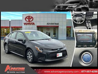 Certified 2022 Toyota Corolla LE image 1
