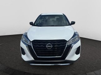 Used 2024 Nissan Kicks S image 1