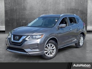 Used 2019 Nissan Rogue SV image 1