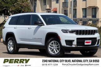New 2025 Jeep Grand Cherokee L Laredo image 1