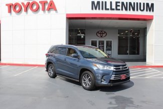Certified 2018 Toyota Highlander AWD V6 image 1