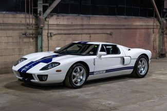 Used 2006 Ford GT image 1