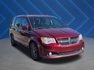 Used 2017 Dodge Grand Caravan SXT image 1
