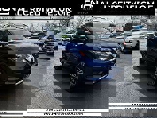 Used 2020 Nissan Rogue SV w/ Premium Package image 1