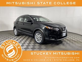 Used 2021 Nissan Rogue Sport SV image 1
