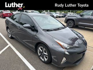 Used 2017 Toyota Prius Four Touring image 1