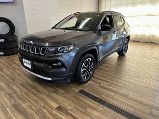 Certified 2023 Jeep Compass Limited image 1