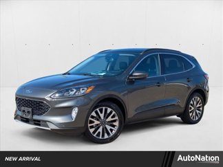 Used 2020 Ford Escape Titanium image 1