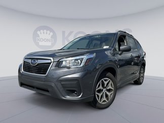 Used 2020 Subaru Forester Premium image 1