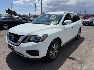 Used 2020 Nissan Pathfinder SL image 1