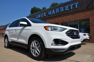 Used 2022 Ford Edge SEL w/ Convenience Package image 1