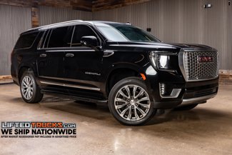 Used 2021 GMC Yukon XL Denali image 1