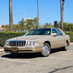 Used 1998 Cadillac De Ville image 1