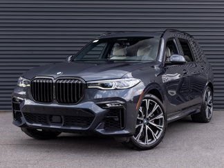 Used 2021 BMW X7 M50i image 1