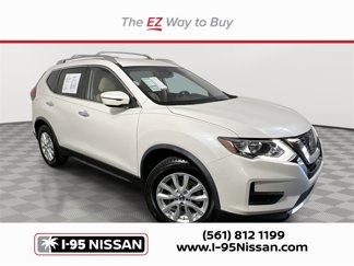 Certified 2020 Nissan Rogue SV image 1