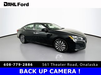 Used 2023 Nissan Altima 2.5 SV image 1