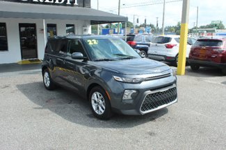 Used 2022 Kia Soul LX w/ Technology Package image 1