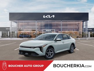 New 2025 Kia K4 LXS image 1