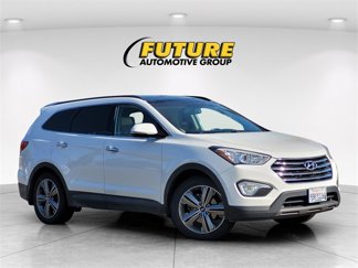 Used 2014 Hyundai Santa Fe GLS image 1