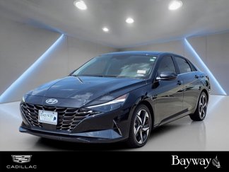 Used 2023 Hyundai Elantra Limited w/ Preferred Accessory Package image 1
