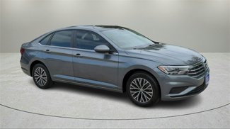 Used 2019 Volkswagen Jetta SE image 1