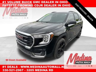 Used 2022 GMC Terrain SLE w/ Driver Convenience Package image 1