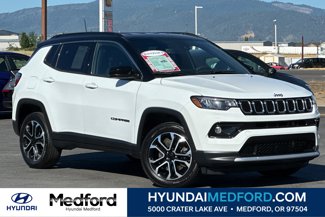 Used 2023 Jeep Compass Limited image 1