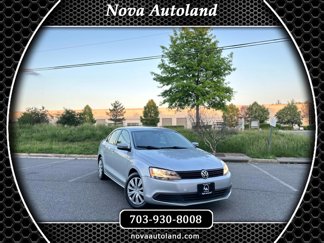 Used 2011 Volkswagen Jetta SE image 1
