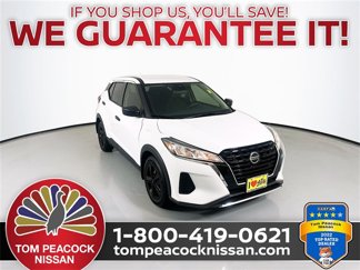 Used 2021 Nissan Kicks S image 1