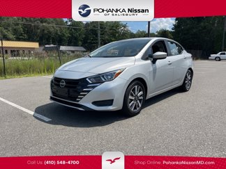 Used 2023 Nissan Versa SV image 1