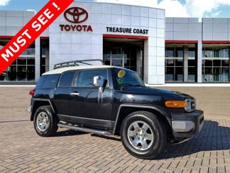 Used 2007 Toyota FJ Cruiser 2WD image 1