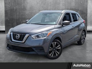Used 2019 Nissan Kicks SV image 1
