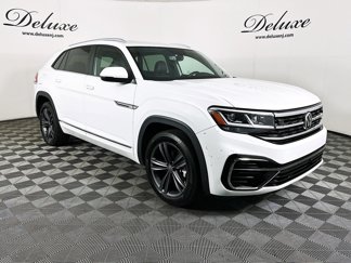 Used 2021 Volkswagen Atlas Cross Sport SE w/ Panoramic Sunroof Package image 1