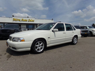 Used 1998 Volvo S70 image 1