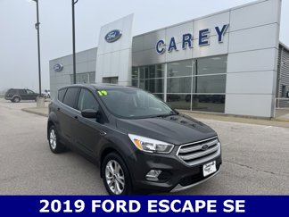 Used 2019 Ford Escape SE image 1