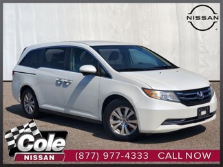 Used 2017 Honda Odyssey SE image 1