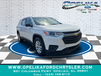 Used 2021 Chevrolet Traverse LS image 1