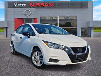 Used 2021 Nissan Versa S image 1