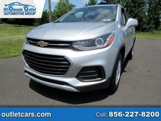 Used 2019 Chevrolet Trax LT w/ LT Convenience Package image 1