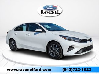 Used 2023 Kia Forte LXS image 1