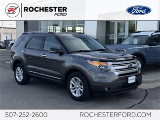 Used 2015 Ford Explorer XLT w/ Equipment Group 202A image 1