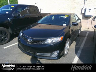 Used 2012 Toyota Camry SE image 1