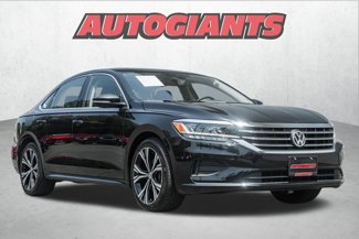 Used 2021 Volkswagen Passat 2.0T SE image 1